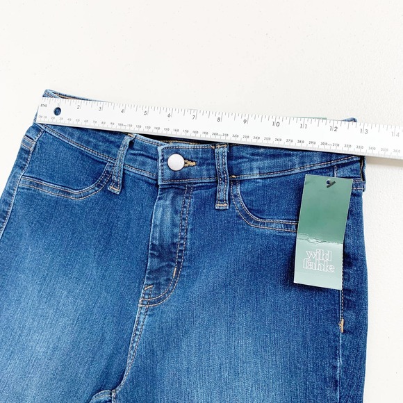Wild Fable High Rise Skinny Jeans Size 2 / 26 Stretch Denim Size Medium Wash - Picture 5 of 10